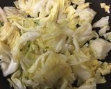 ピリ辛♪水菜とキャベツの塩昆布炒め作り方4写真