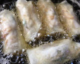 “青椒肉絲”を“春巻き”にしちゃおう！作り方14写真