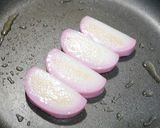 簡単！焼きかまぼこチーズ☆焦がし醤油風味作り方2写真