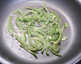 簡単！もやしとかまぼこの青椒肉絲作り方2写真