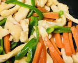 青椒肉絲風★鶏肉のオイスターソース炒め作り方3写真