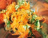 学校給食　きゅうりとにんじんのおかか和え作り方2写真