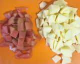 じゃがいもとひき肉のケチャップ炒め作り方1写真