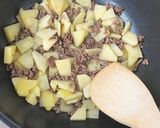じゃがいもとひき肉のケチャップ炒め作り方3写真