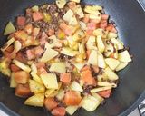 じゃがいもとひき肉のケチャップ炒め作り方4写真