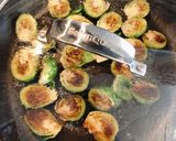 芽キャベツとベーコンの炒め チーズのせ作り方3写真