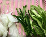 豚こまとピーマンの塩昆布卵炒め作り方1写真