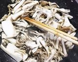 キノコとスナップえんどうバター炒め作り方3写真
