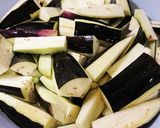 なすの鶏そぼろ炒め作り方1写真