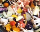 豚肉、茄子、しめじ、トマトのさっぱり炒め作り方1写真