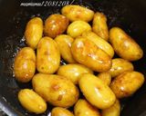 新じゃがいものバター醤油煮っ転がし。作り方5写真