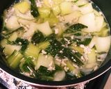 ひき肉とチンゲン菜のふわたまスープ作り方3写真