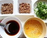 【めんつゆだけ】簡単☆納豆チャーハン作り方1写真
