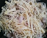 簡単！巻かない豚バラえのき作り方3写真
