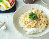 ツナ缶と卵で簡単♪ツナ玉そぼろ丼作り方3写真