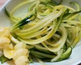 農家の食卓〜ズッキーニ麺のサラダ〜作り方3写真