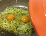 千切りキャベツ大量消費♪カレー巣ごもり卵作り方3写真