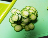 サバ缶ときゅうりの辛子マヨネーズ和え作り方1写真