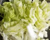 白菜と豚バラ肉のスープ作り方1写真