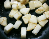 長芋と豚肉とししとうの炒め煮作り方4写真