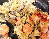 海老と卵と舞茸の塩味炒め作り方10写真