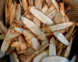 簡単おつまみ☆ごぼうと胡麻の揚げナムル風作り方1写真