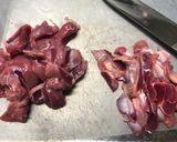 砂肝の銀皮とピーマンの中華風黒酢炒め作り方1写真