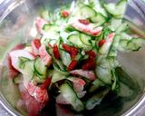 クコの実入りカニカマと胡瓜の酢の物作り方3写真