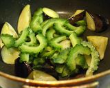 ✿茄子とゴーヤの味噌いため✿作り方2写真