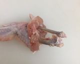鶏手羽餃子風プルーン醤油煮込み作り方2写真