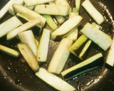 茄子と柔らか牛肉のオイスターソース炒め☆作り方5写真