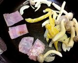 低糖質☆しめじベーコンのマヨネーズ炒め作り方3写真