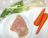 鶏むね肉とセロリのコンソメ煮♪簡単作り方1写真