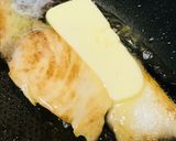 ブリ切り身の塩バターソース焼き作り方3写真