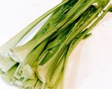捨てないで！カブの茎のごま油炒め作り方1写真