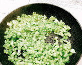 捨てないで！カブの茎のごま油炒め作り方3写真