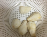 すき焼きタレで作るイカと里芋の煮物。作り方1写真
