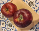 レンジで簡単☆可愛いロゼ色のりんご煮作り方1写真