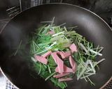水菜とハムの炒め物作り方1写真