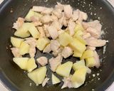 鶏むね肉とじゃがいもの旨照り煮作り方5写真