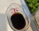 豚バラと春菊のサッと炒め作り方1写真