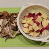 調味料たったの2つ！さつま芋と舞茸の炊き込みご飯作り方2写真