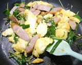 簡単！ニラ玉☆豆苗シャウエッセン作り方6写真
