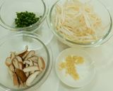 豚ひき肉ともやしの黒酢あん炒め!作り方1写真