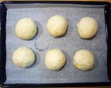 クリームコーン缶でシンプル丸パン作り方4写真