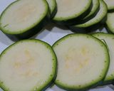 切って焼くだけ！夏野菜のチーズ焼き♪作り方1写真