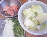 『お家で作れる本格中華⑮』餃子作り方1写真