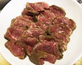 お家で♫にんにくたっぷり牛肉のタタキ作り方4写真