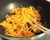 お好み焼き風　鶏皮とナスのソース炒め作り方7写真