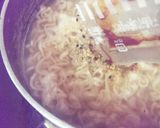 サッポロ一番で豚こましそうめ餃子ラーメン作り方4写真